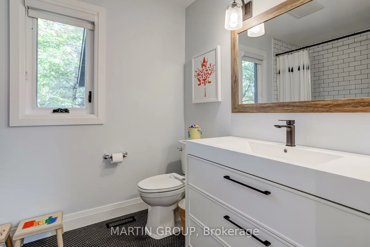 89, Germorda, 1003 - CP College Park, Oakville