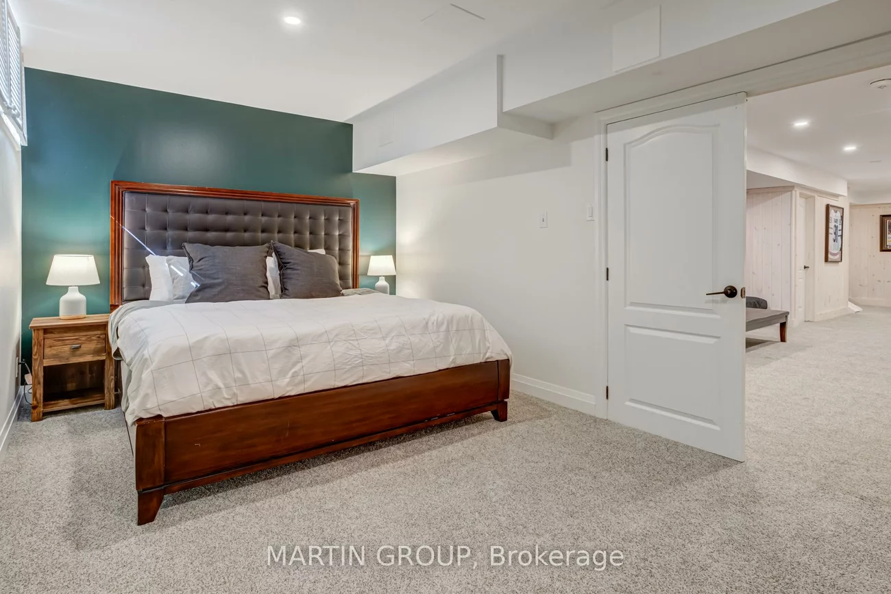 89, Germorda, 1003 - CP College Park, Oakville