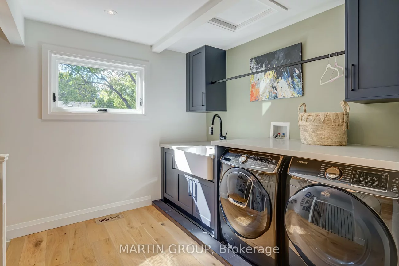 89, Germorda, 1003 - CP College Park, Oakville