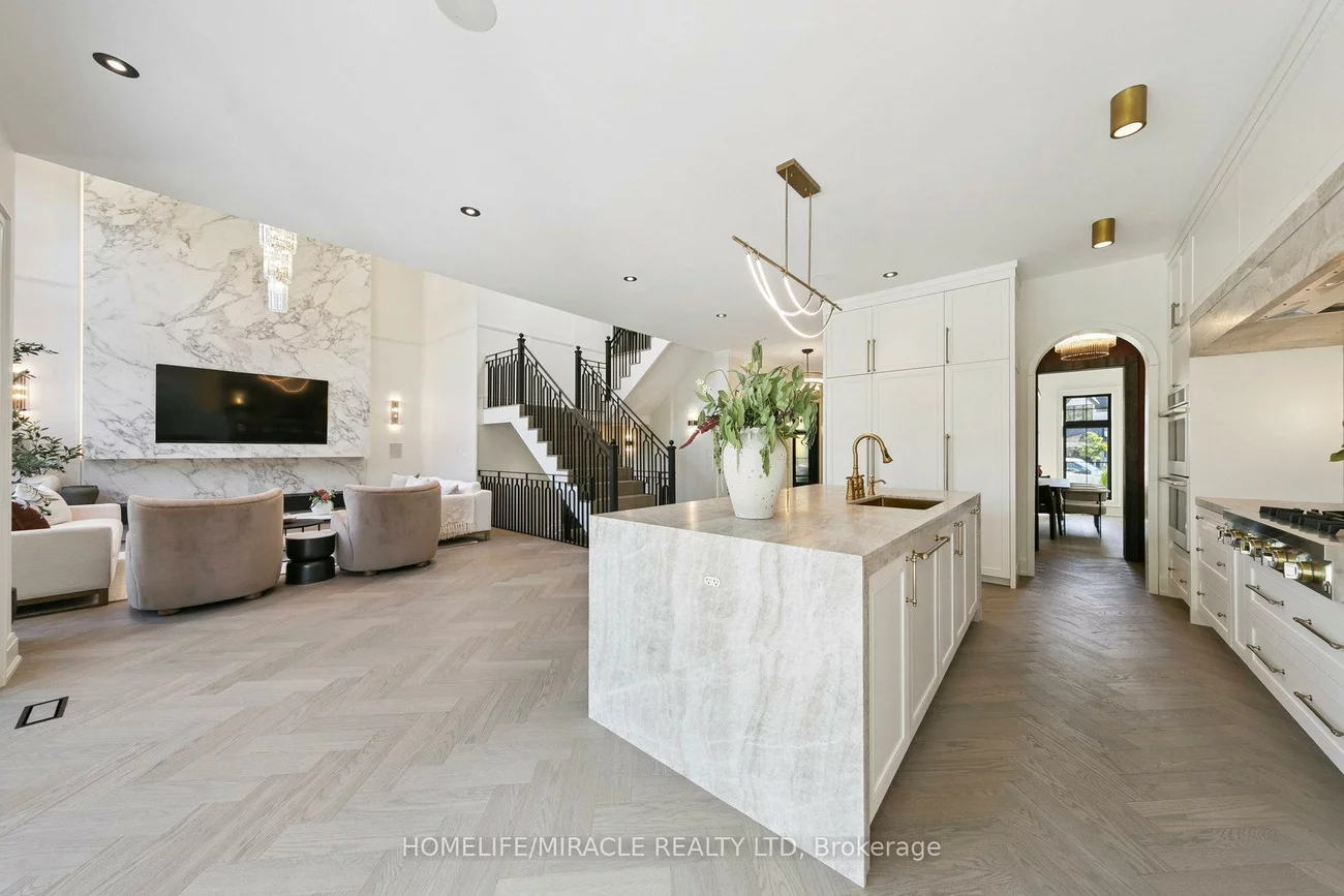 517, Stafford, 1020 - WO West, Oakville