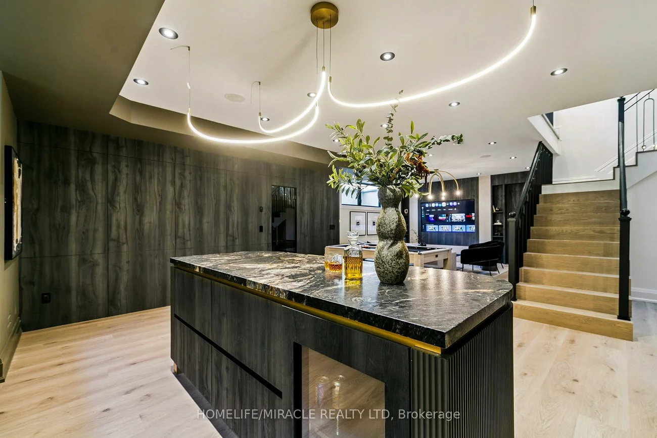 517, Stafford, 1020 - WO West, Oakville