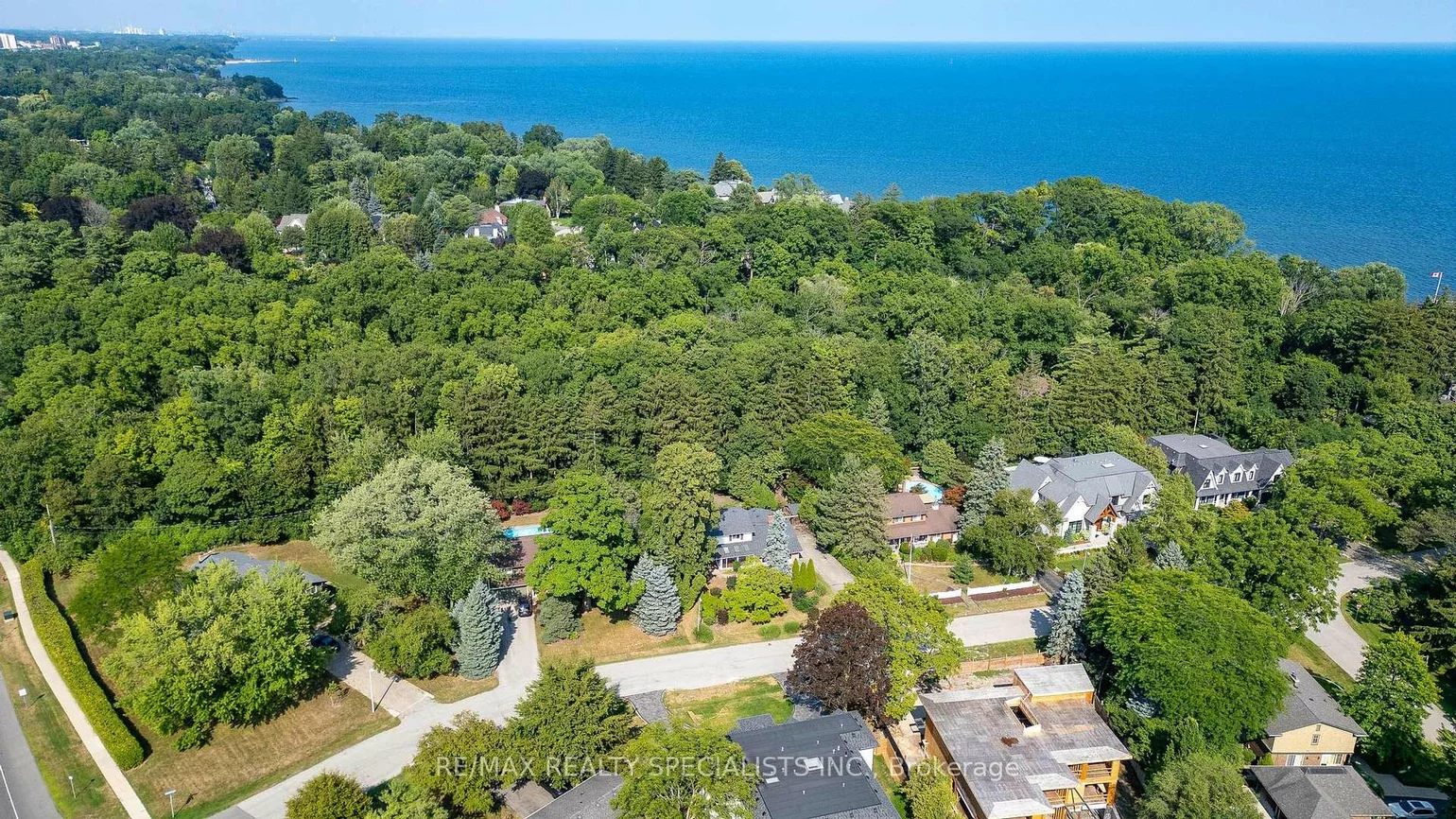 145, Wolfdale, 1017 - SW Southwest, Oakville