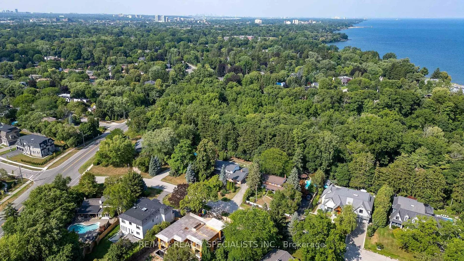 145, Wolfdale, 1017 - SW Southwest, Oakville