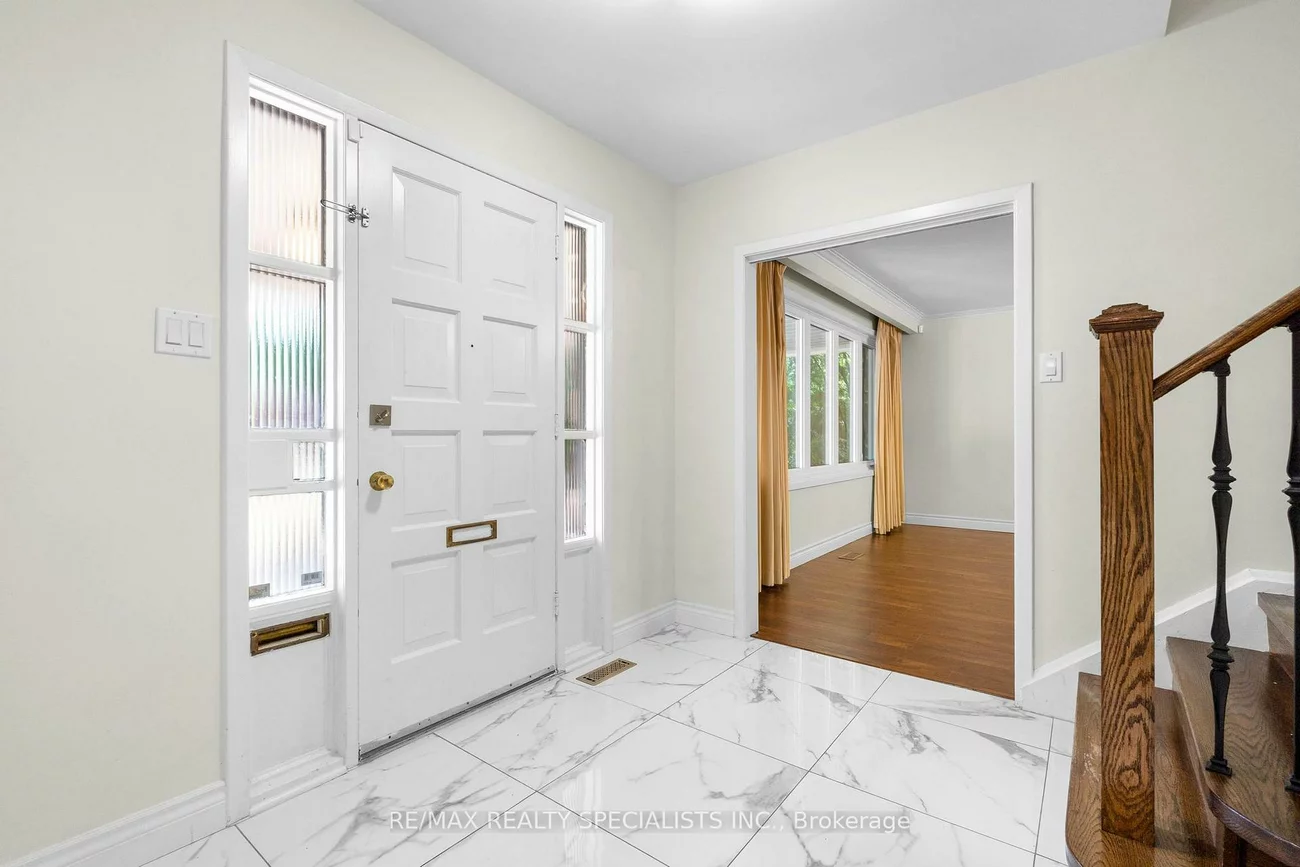 145, Wolfdale, 1017 - SW Southwest, Oakville