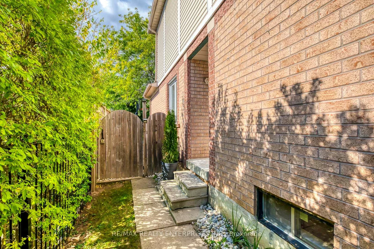 1157, Beechnut, 1004 - CV Clearview, Oakville