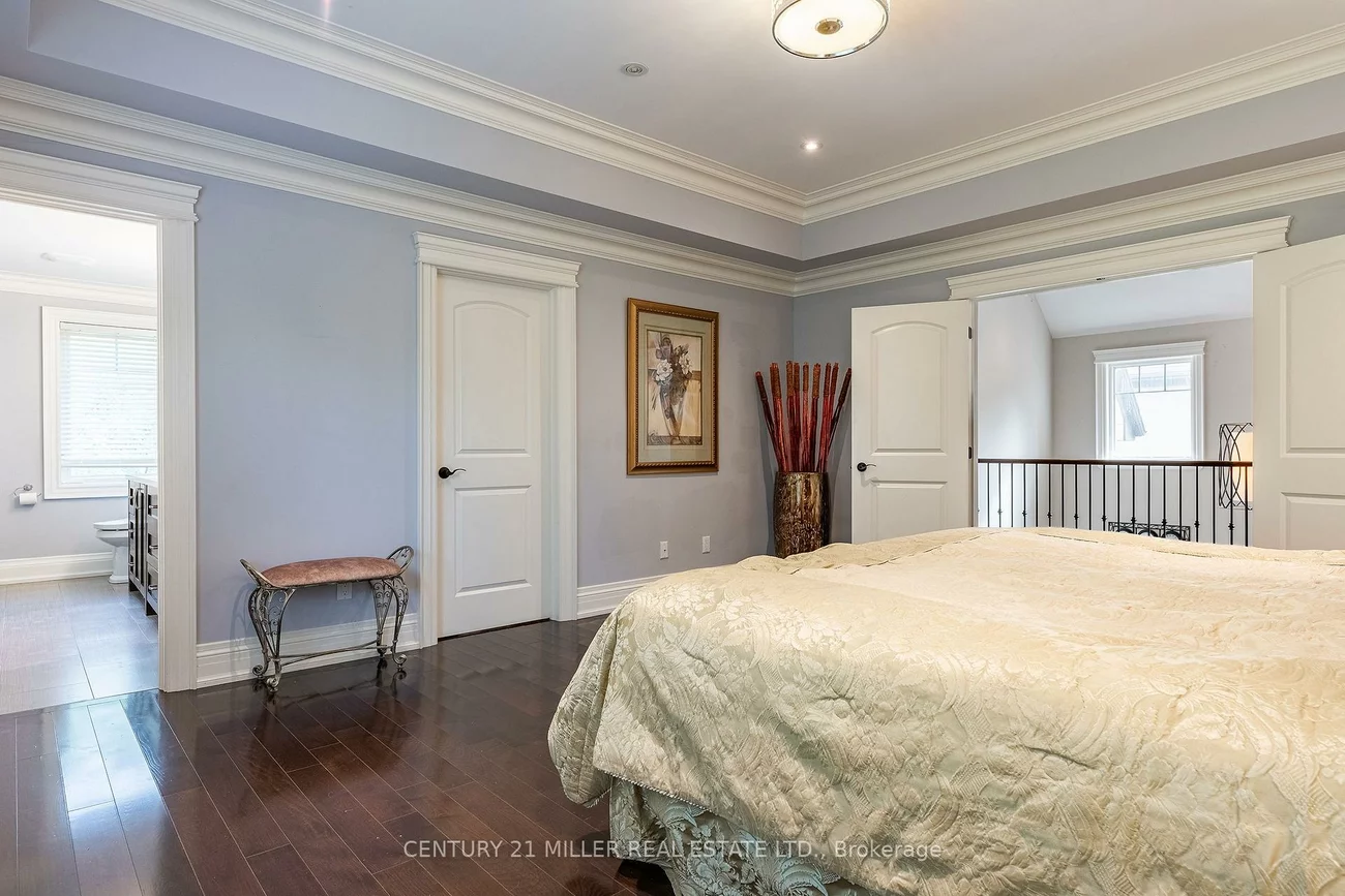 108, Livno, 1001 - BR Bronte, Oakville