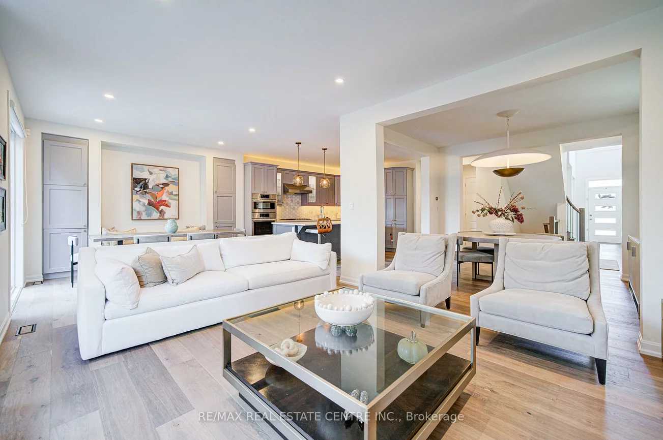 3268, Cloise, 1008 - GO Glenorchy, Oakville