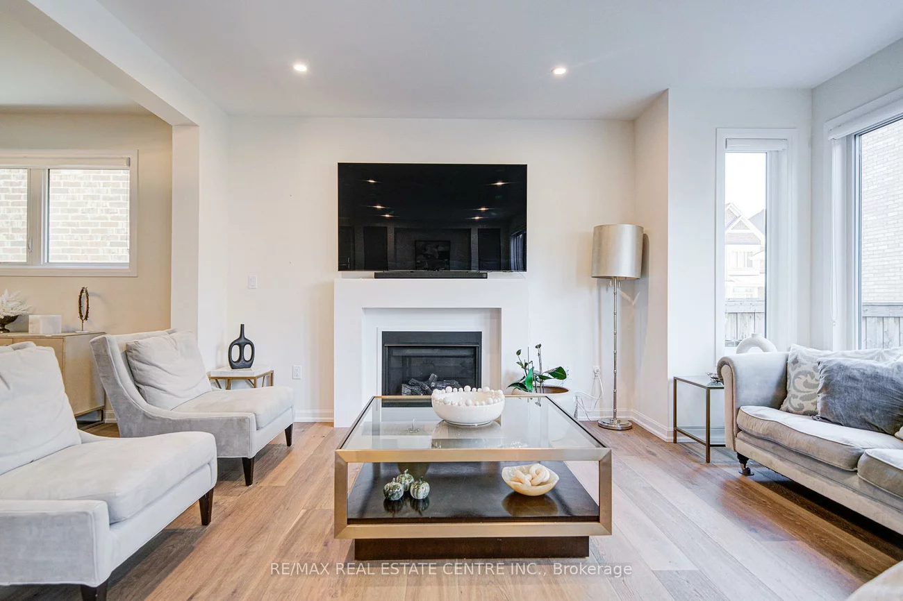 3268, Cloise, 1008 - GO Glenorchy, Oakville