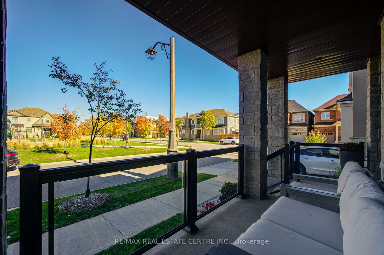 3268, Cloise, 1008 - GO Glenorchy, Oakville