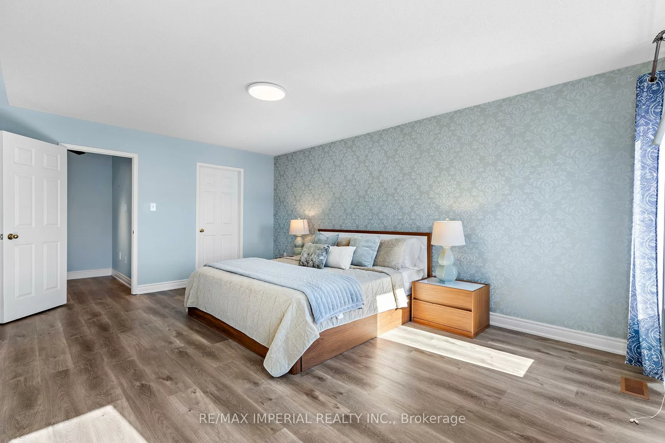94, Littlewood, 1015 - RO River Oaks, Oakville