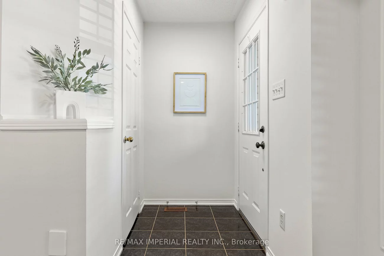 94, Littlewood, 1015 - RO River Oaks, Oakville