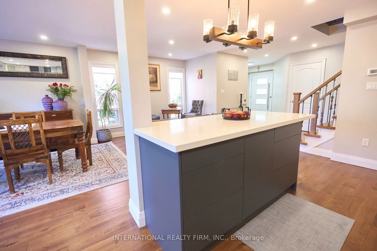 1493, Warbler, 1022 - WT West Oak Trails, Oakville