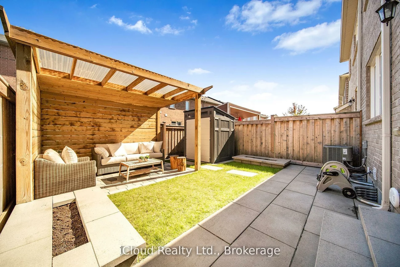 3327, Erasmum, 1008 - GO Glenorchy, Oakville
