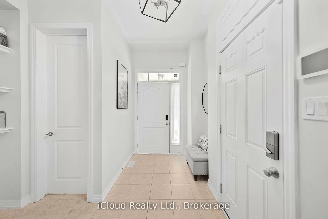 3327, Erasmum, 1008 - GO Glenorchy, Oakville