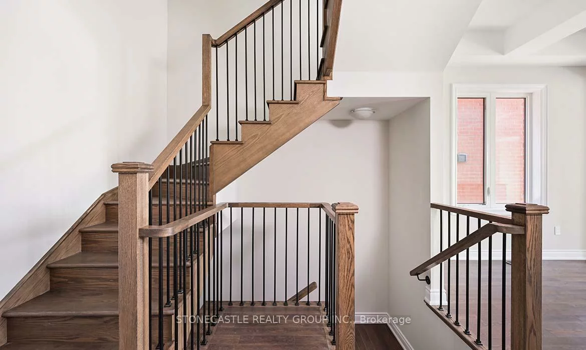 1300, Anthonia, 1010 - JM Joshua Meadows, Oakville