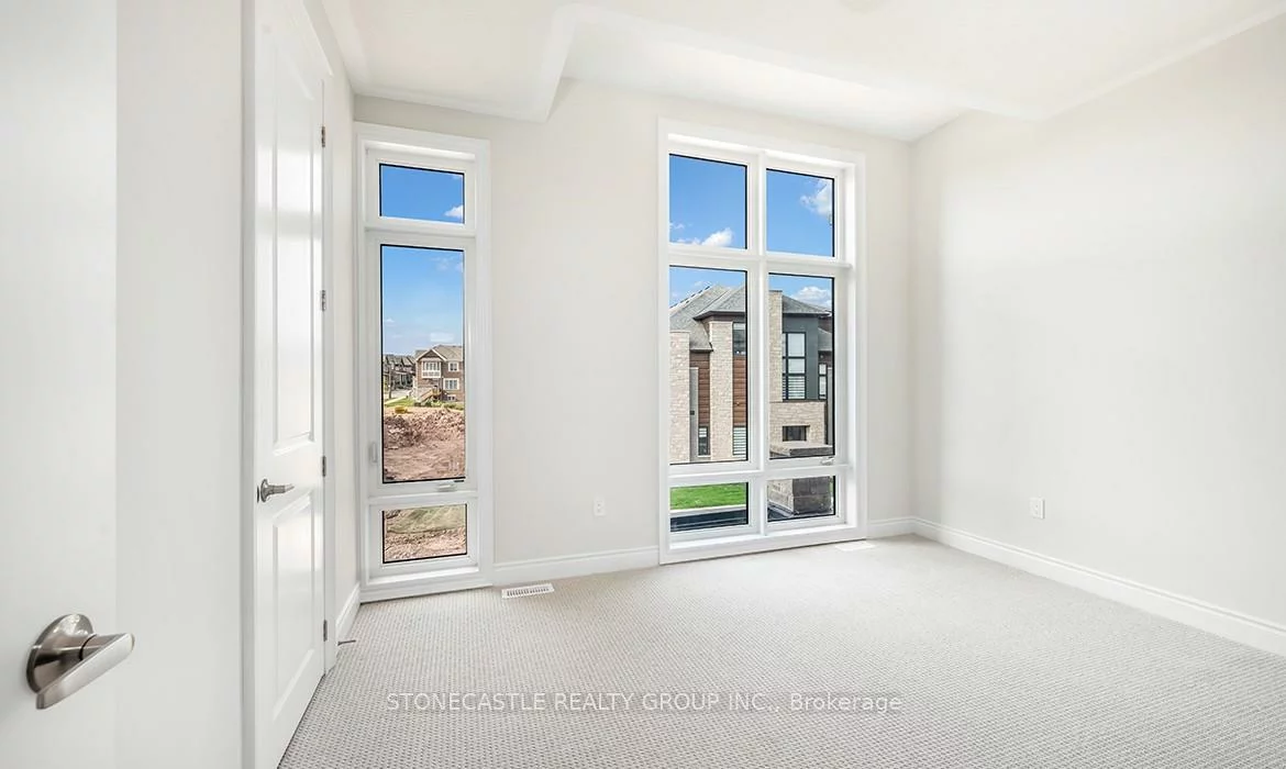 1388, Courtleigh, 1010 - JM Joshua Meadows, Oakville