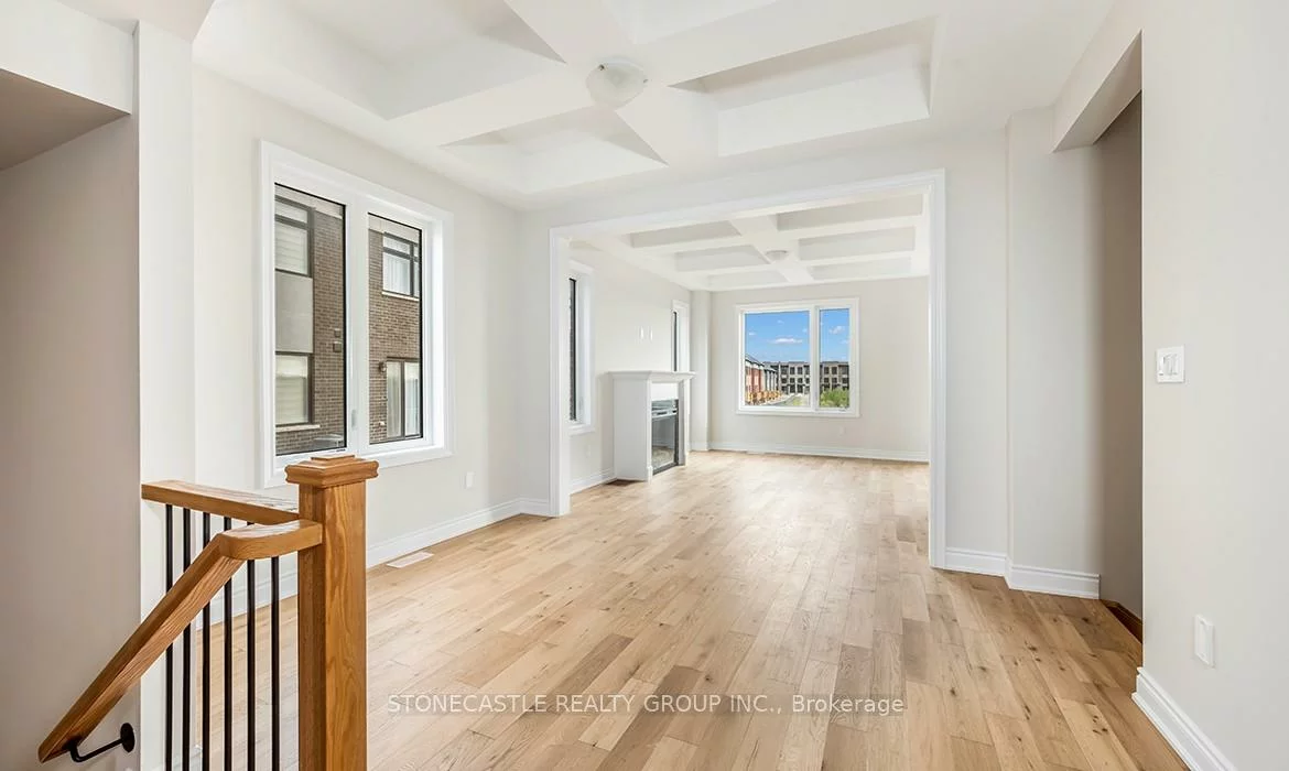 1388, Courtleigh, 1010 - JM Joshua Meadows, Oakville