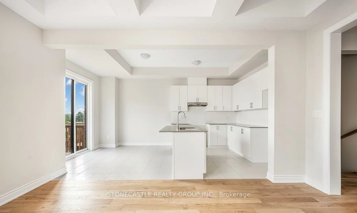 1388, Courtleigh, 1010 - JM Joshua Meadows, Oakville