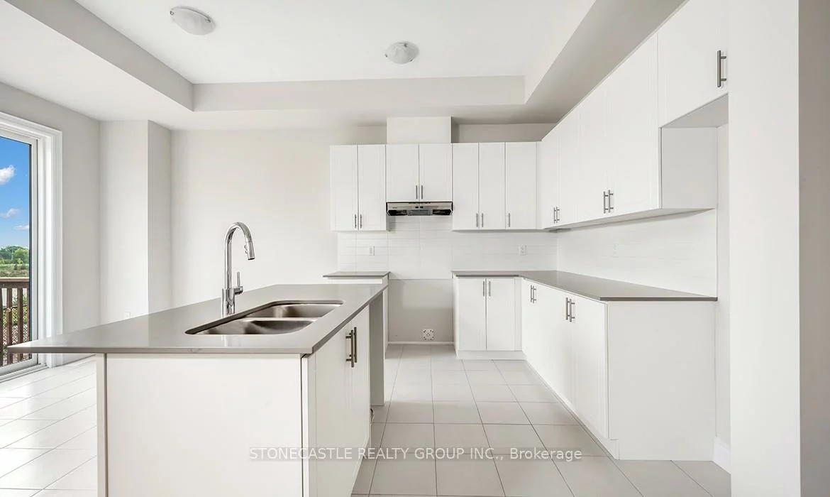 1388, Courtleigh, 1010 - JM Joshua Meadows, Oakville