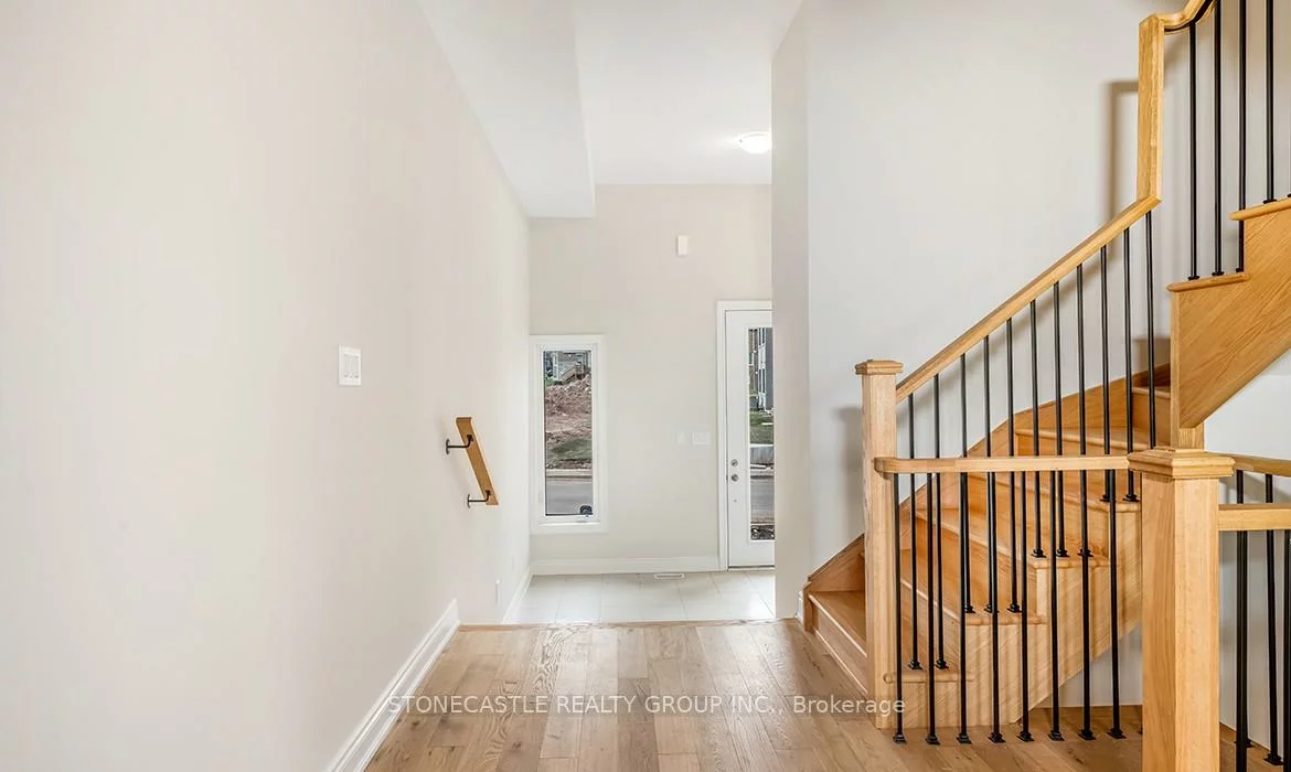 1388, Courtleigh, 1010 - JM Joshua Meadows, Oakville