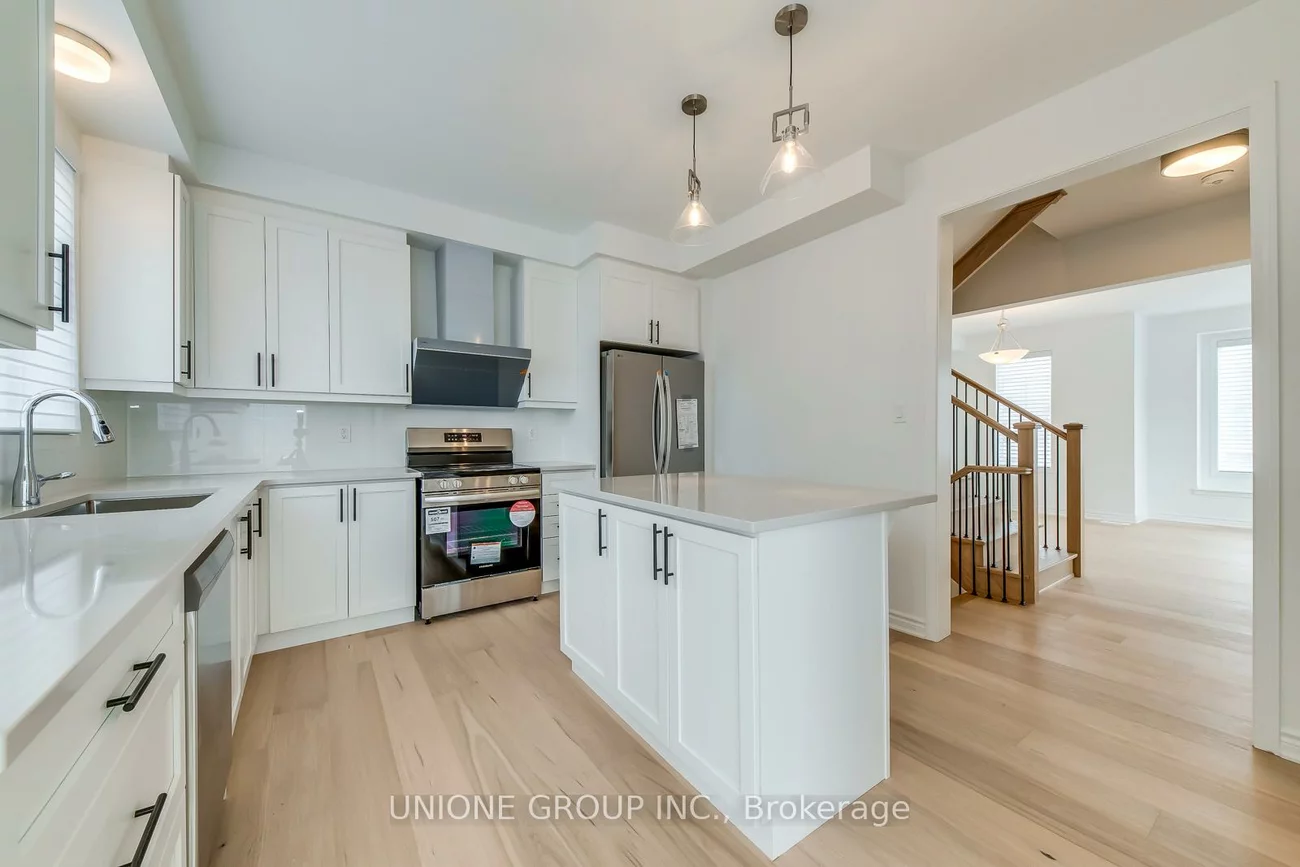 1305, Courtleigh, 1010 - JM Joshua Meadows, Oakville