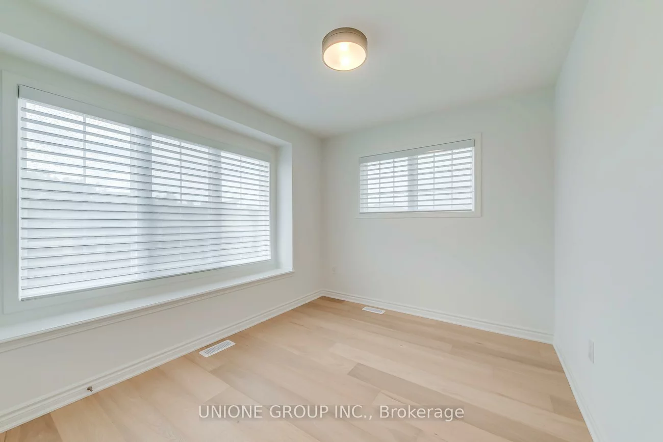 1305, Courtleigh, 1010 - JM Joshua Meadows, Oakville
