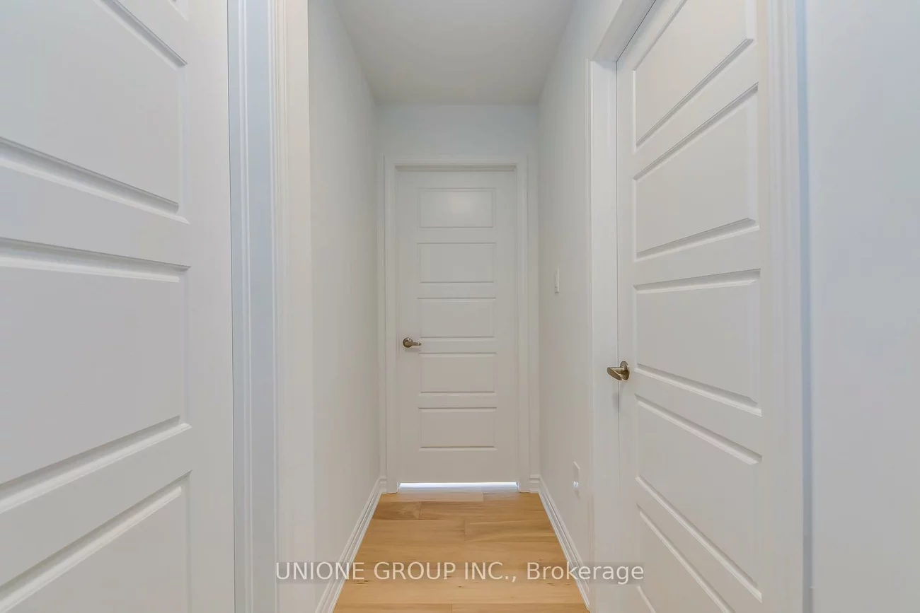 1305, Courtleigh, 1010 - JM Joshua Meadows, Oakville