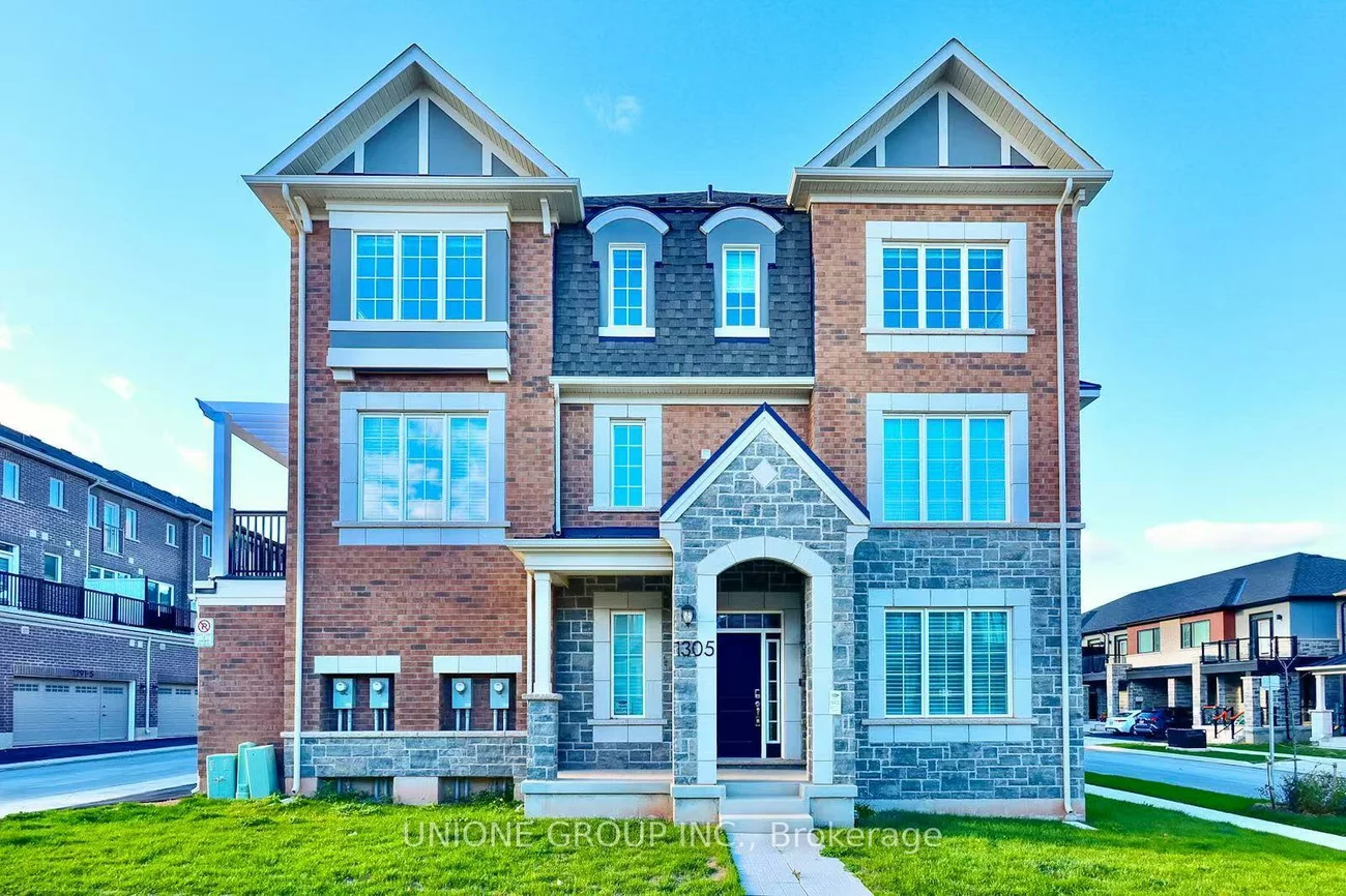 1305, Courtleigh, 1010 - JM Joshua Meadows, Oakville