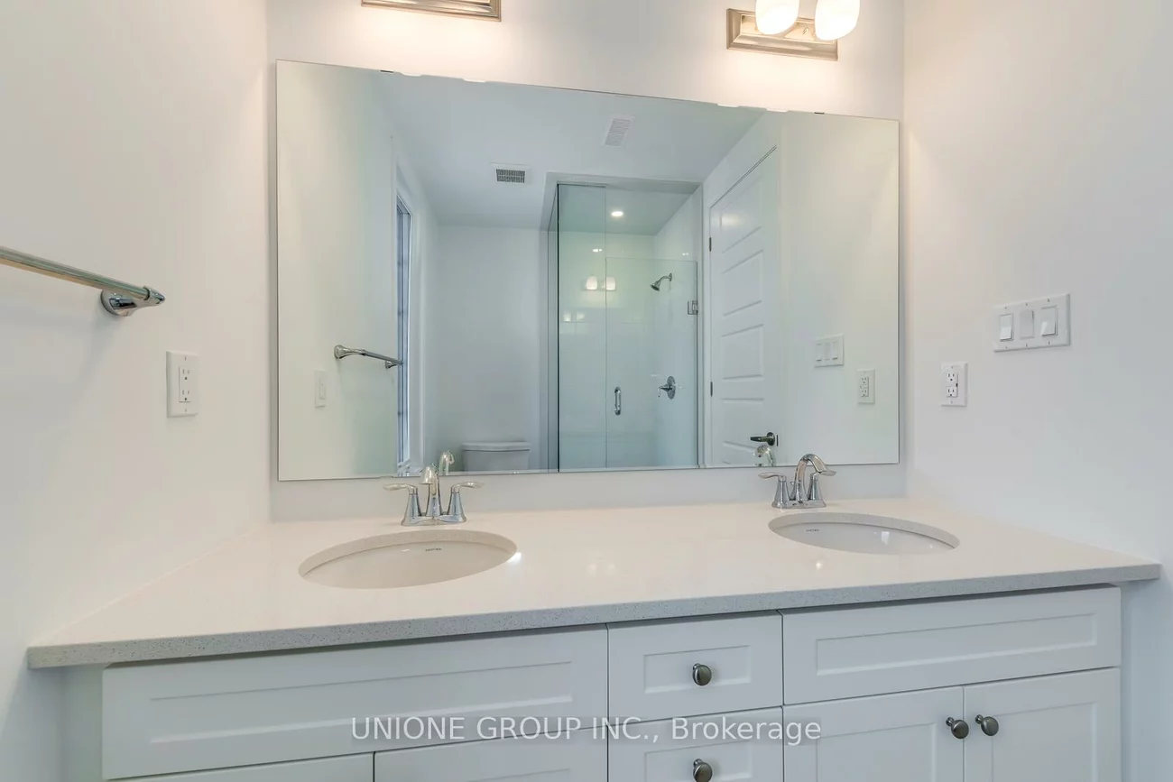 1305, Courtleigh, 1010 - JM Joshua Meadows, Oakville