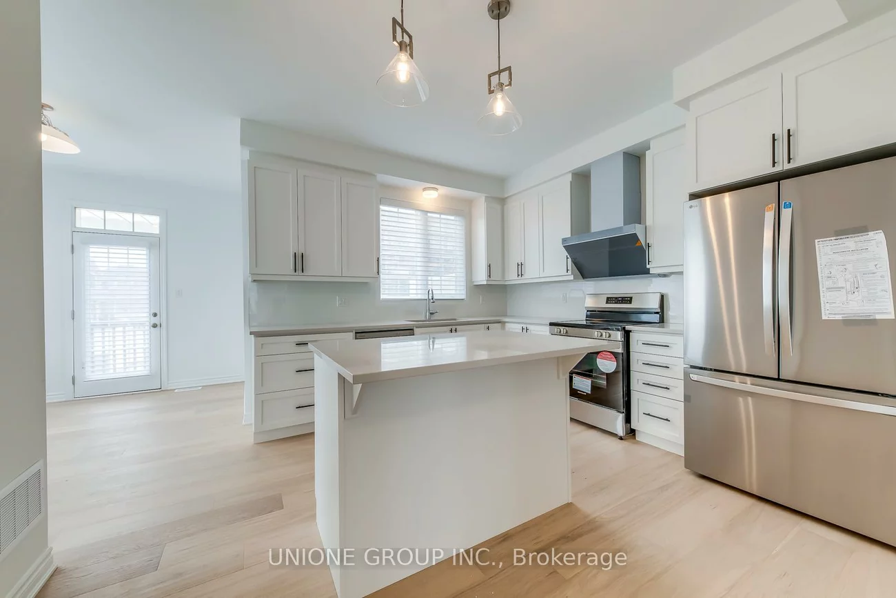 1305, Courtleigh, 1010 - JM Joshua Meadows, Oakville