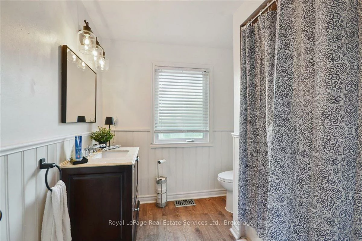 2248, MacLennan, 1015 - RO River Oaks, Oakville