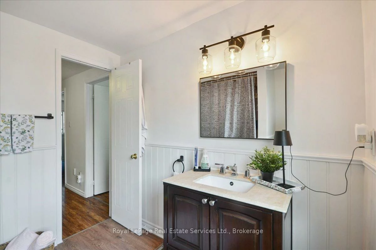 2248, MacLennan, 1015 - RO River Oaks, Oakville
