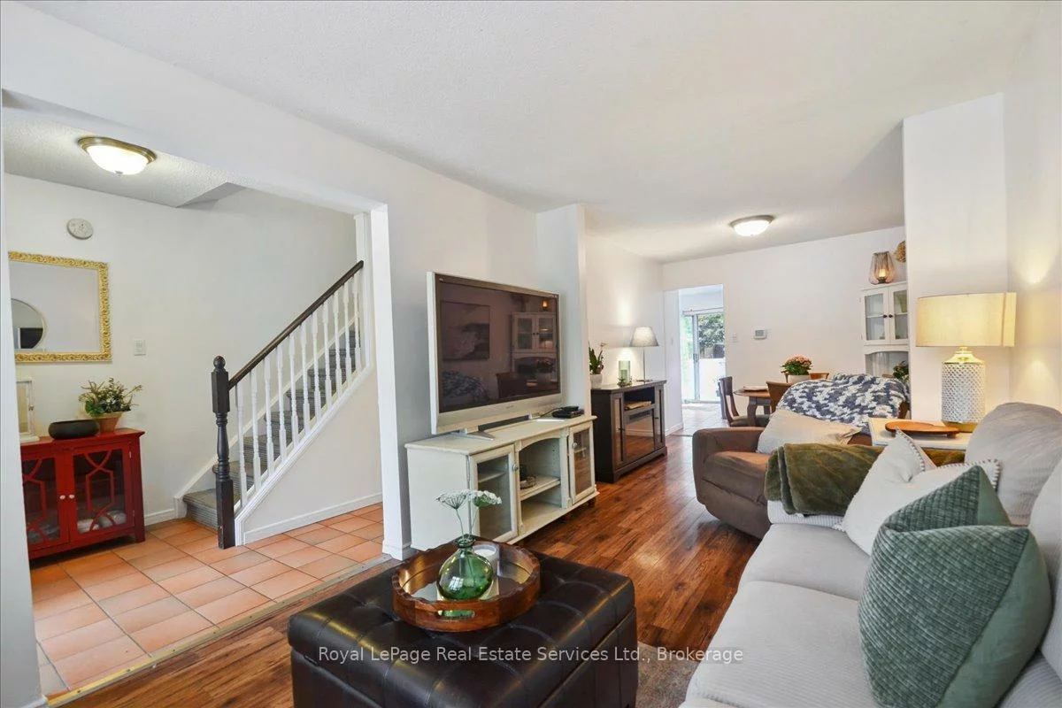 2248, MacLennan, 1015 - RO River Oaks, Oakville