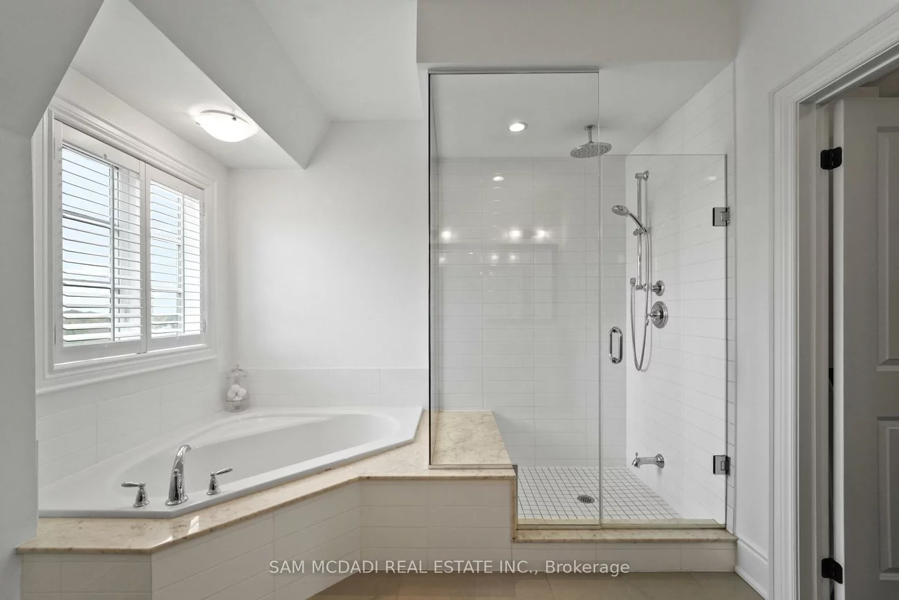 2160, Trafalgar, 1015 - RO River Oaks, Oakville