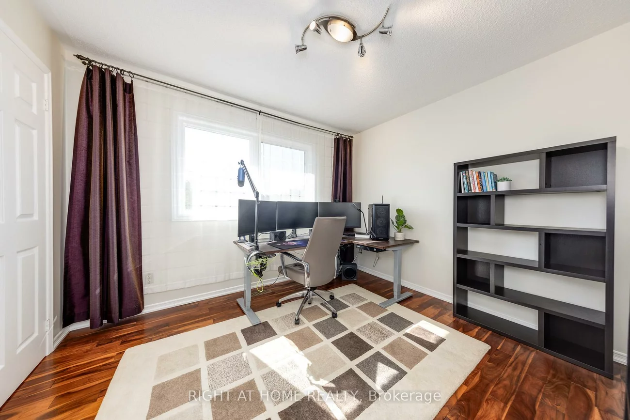 223, River Oaks, 1015 - RO River Oaks, Oakville