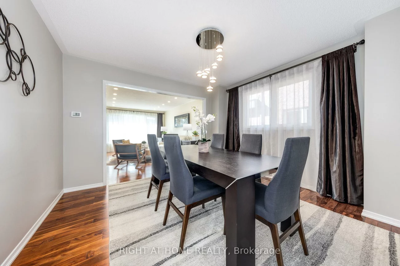 223, River Oaks, 1015 - RO River Oaks, Oakville