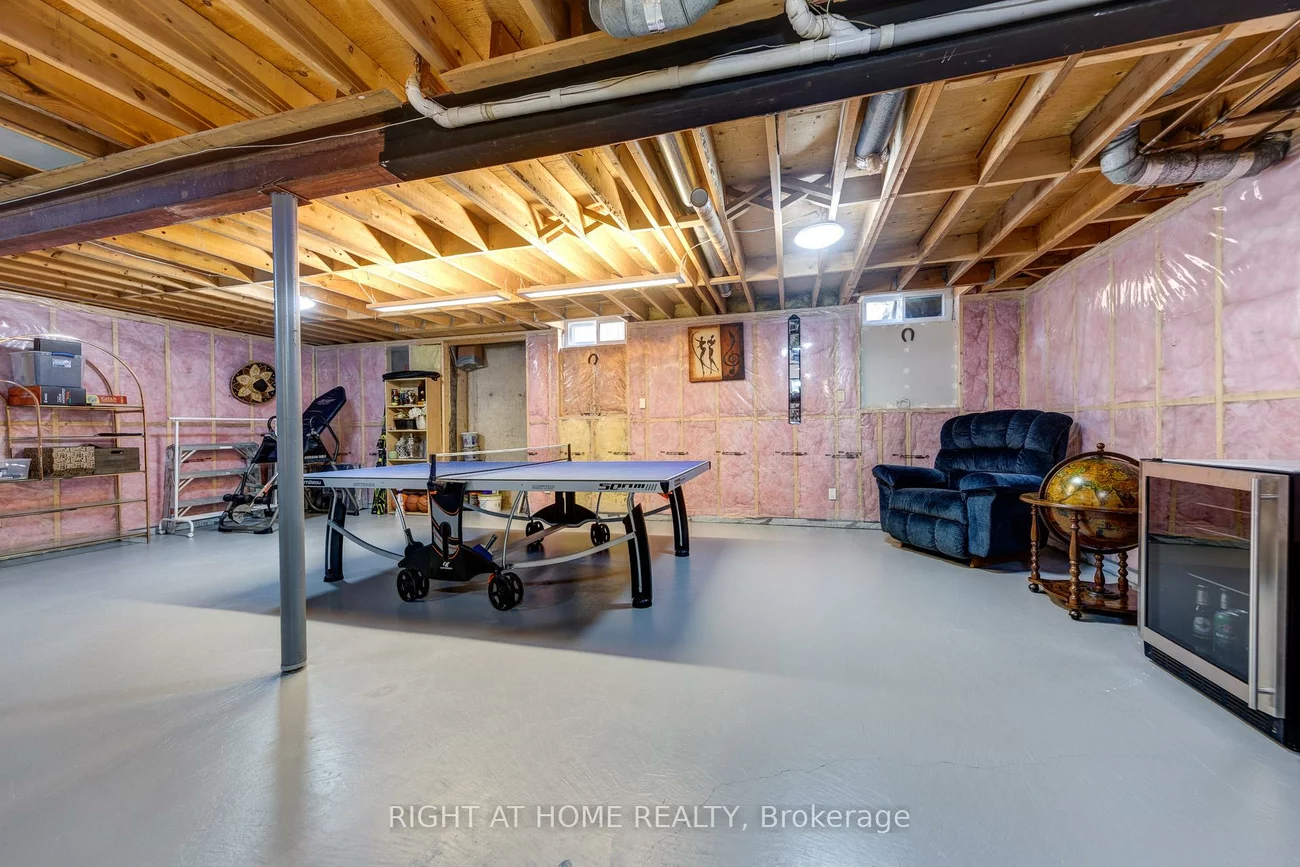 223, River Oaks, 1015 - RO River Oaks, Oakville