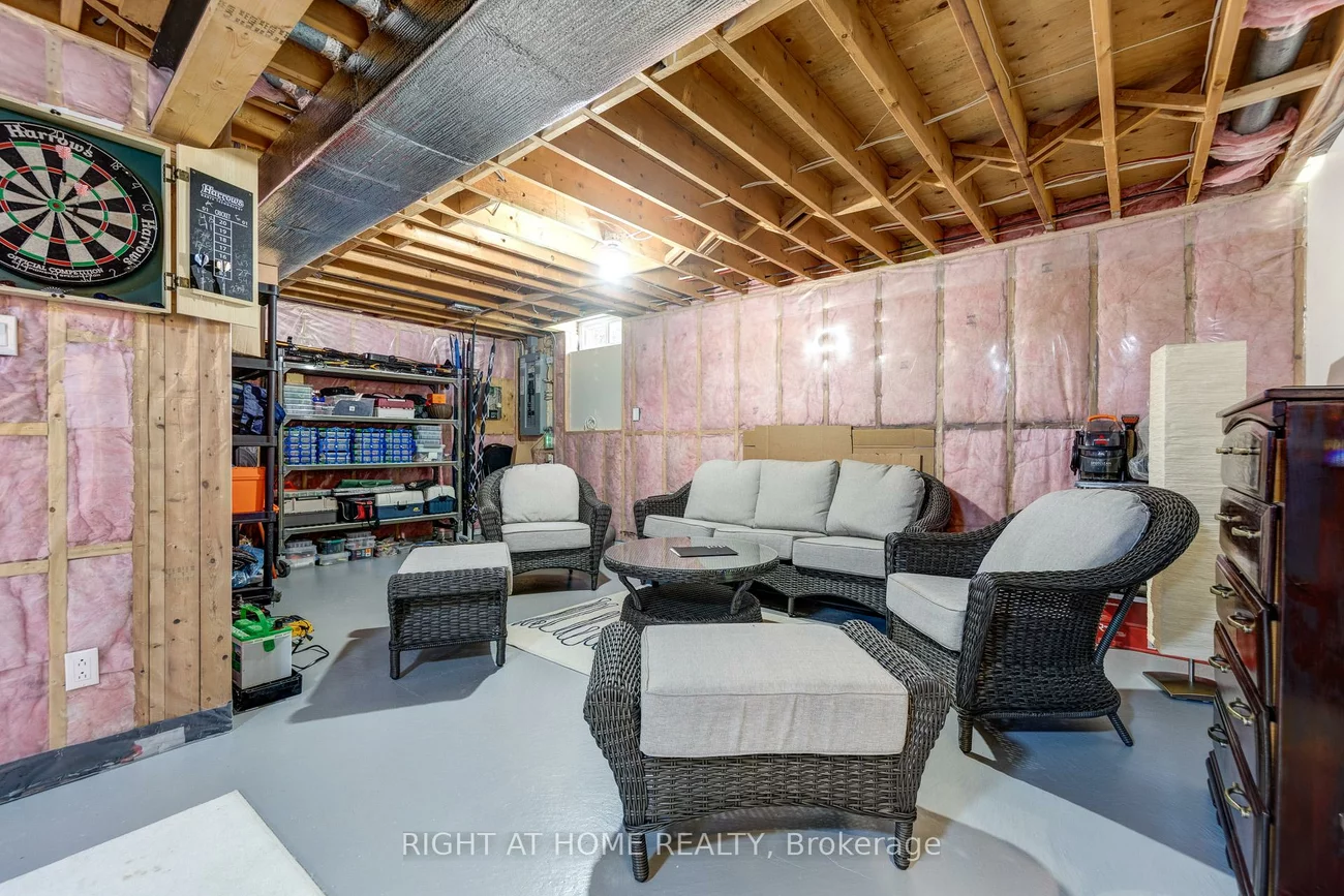 223, River Oaks, 1015 - RO River Oaks, Oakville