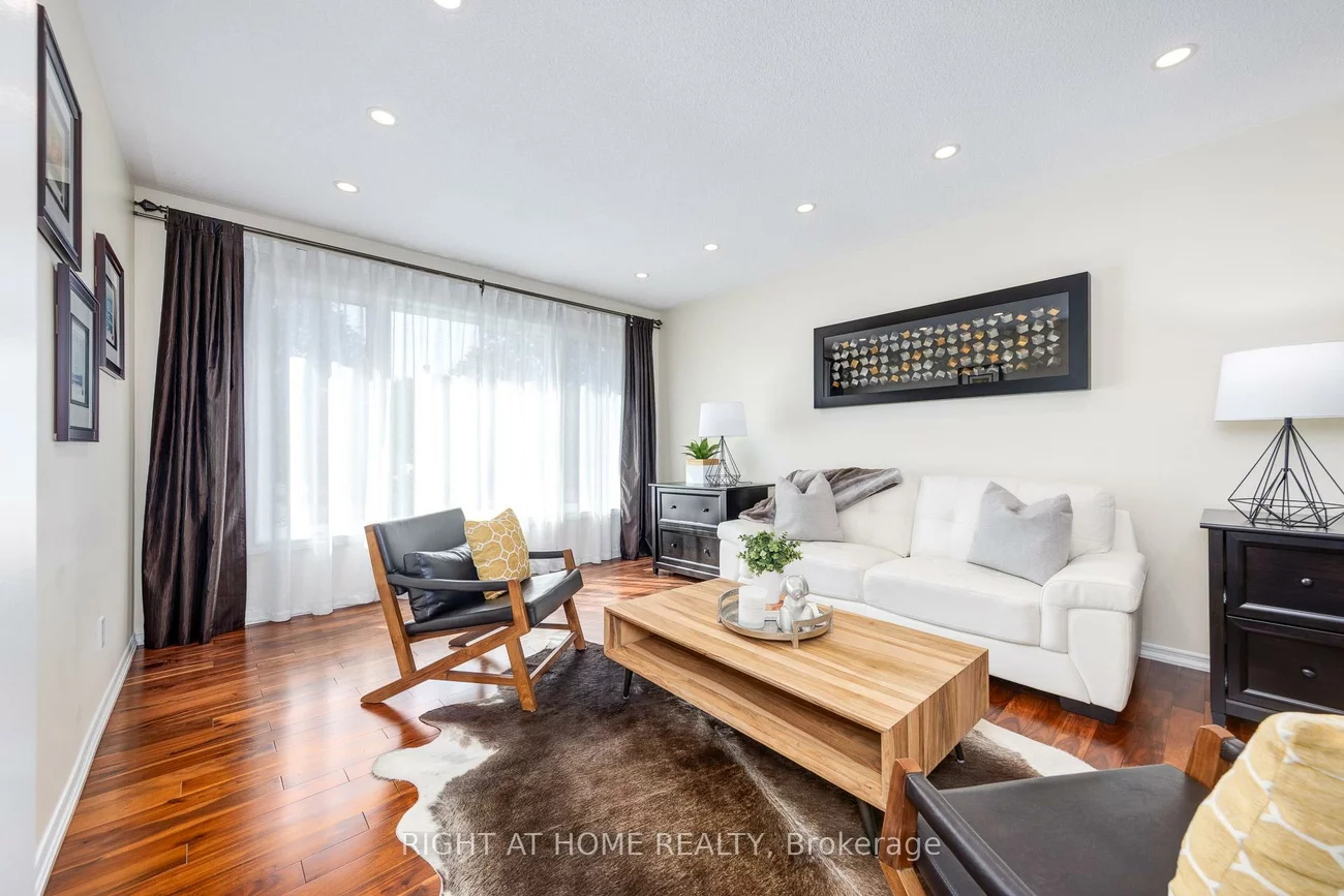 223, River Oaks, 1015 - RO River Oaks, Oakville