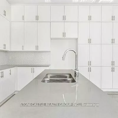 1326, Lynx, 1010 - JM Joshua Meadows, Oakville