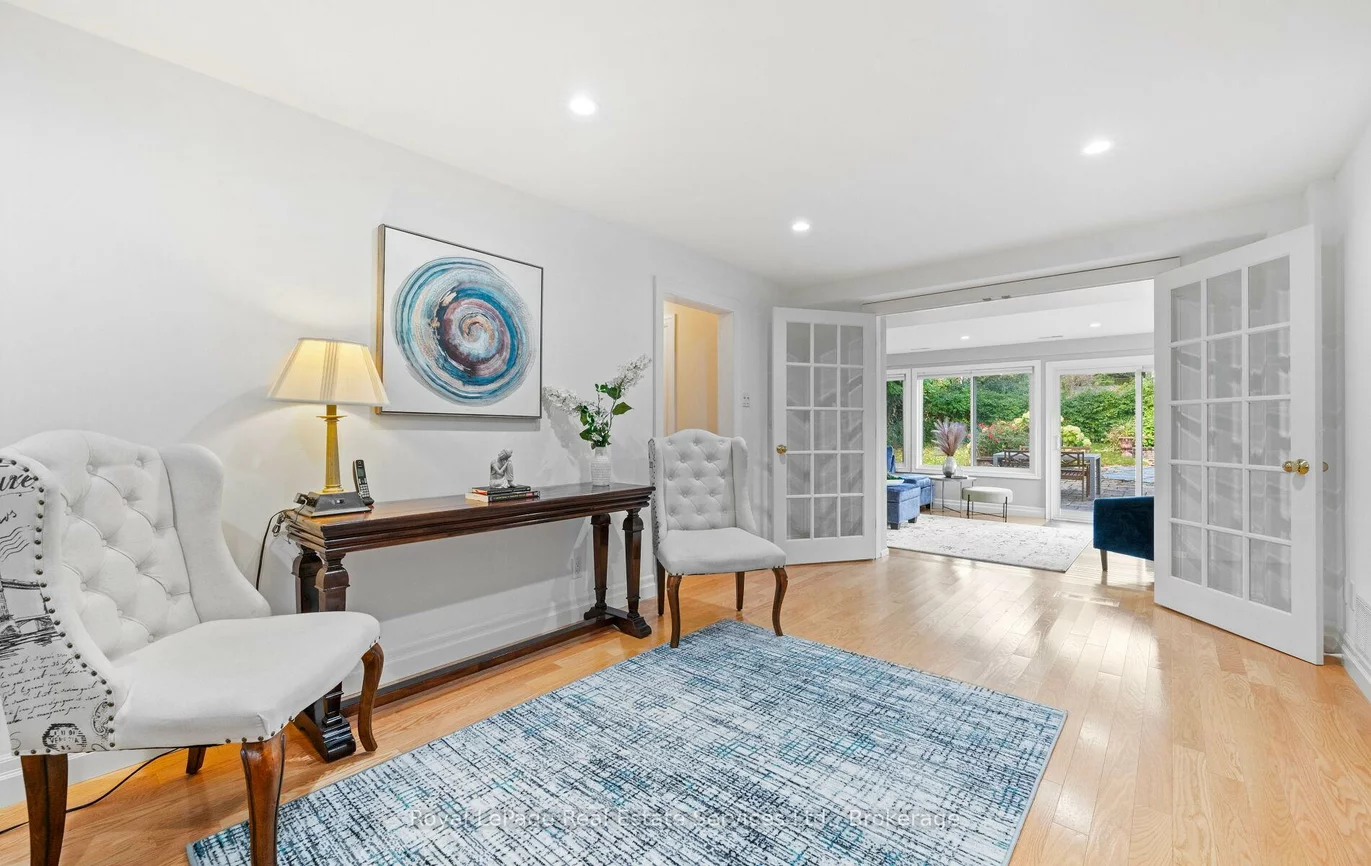 1465, Shamrock, 1017 - SW Southwest, Oakville