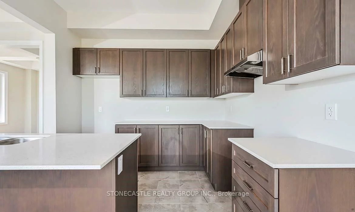 1378, Courtleigh, 1010 - JM Joshua Meadows, Oakville