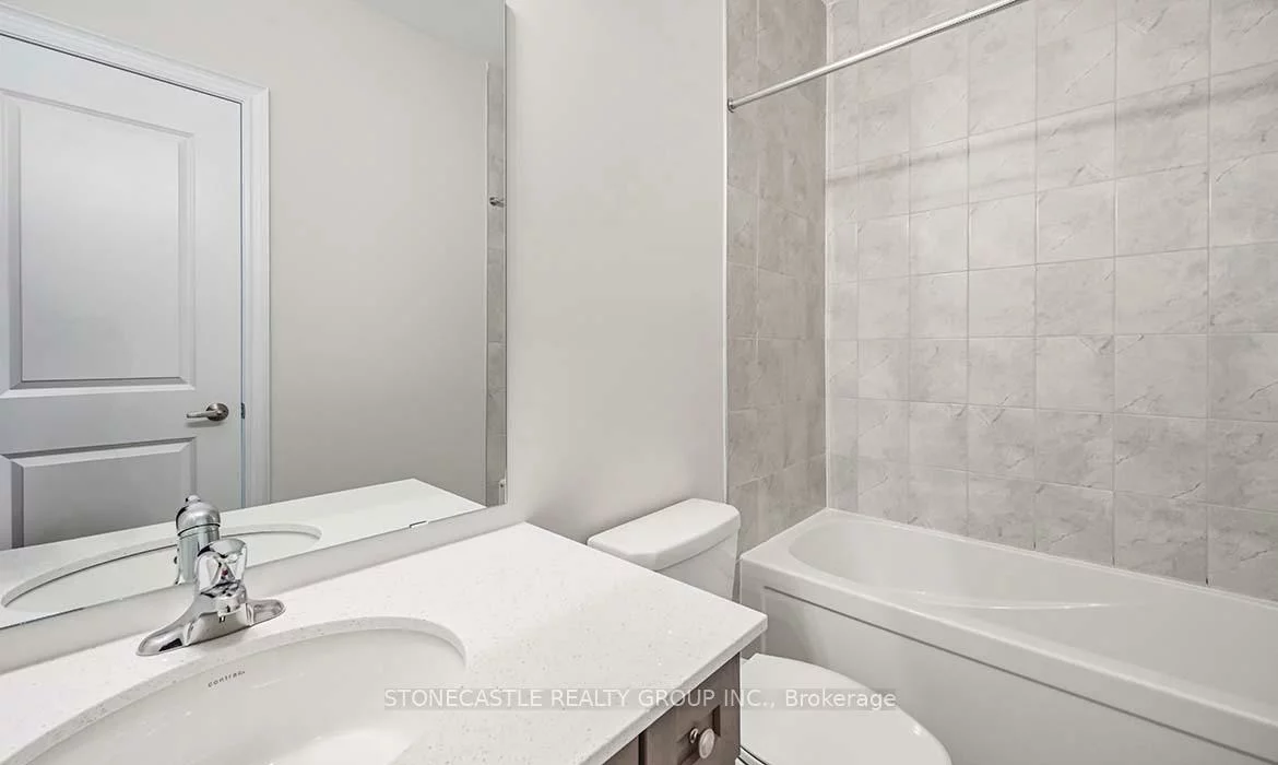 1378, Courtleigh, 1010 - JM Joshua Meadows, Oakville