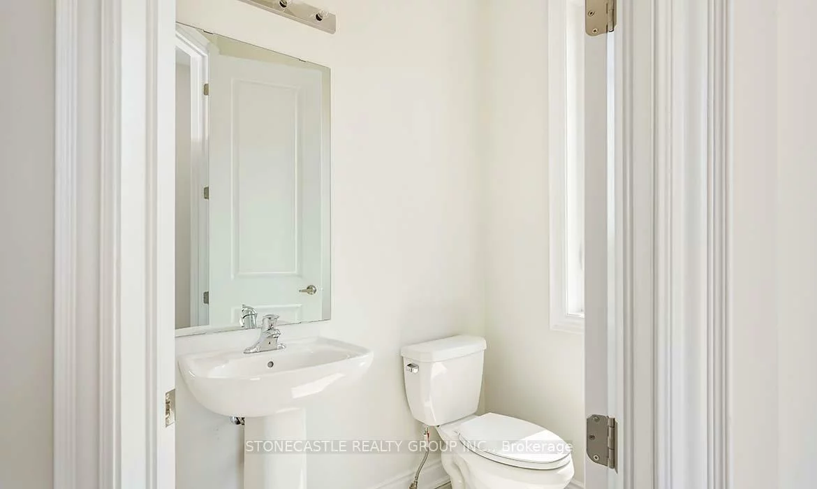 1378, Courtleigh, 1010 - JM Joshua Meadows, Oakville
