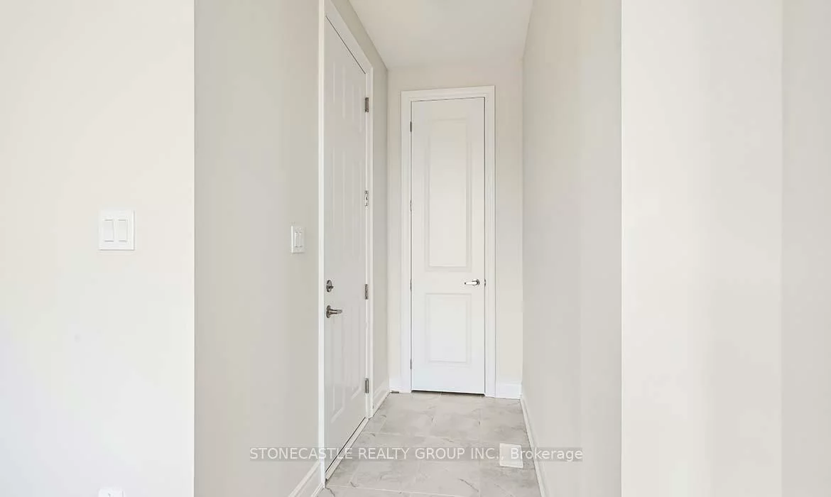 1378, Courtleigh, 1010 - JM Joshua Meadows, Oakville