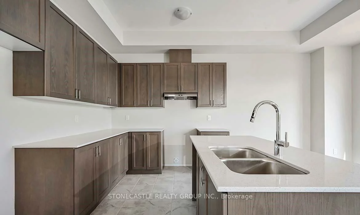 1378, Courtleigh, 1010 - JM Joshua Meadows, Oakville