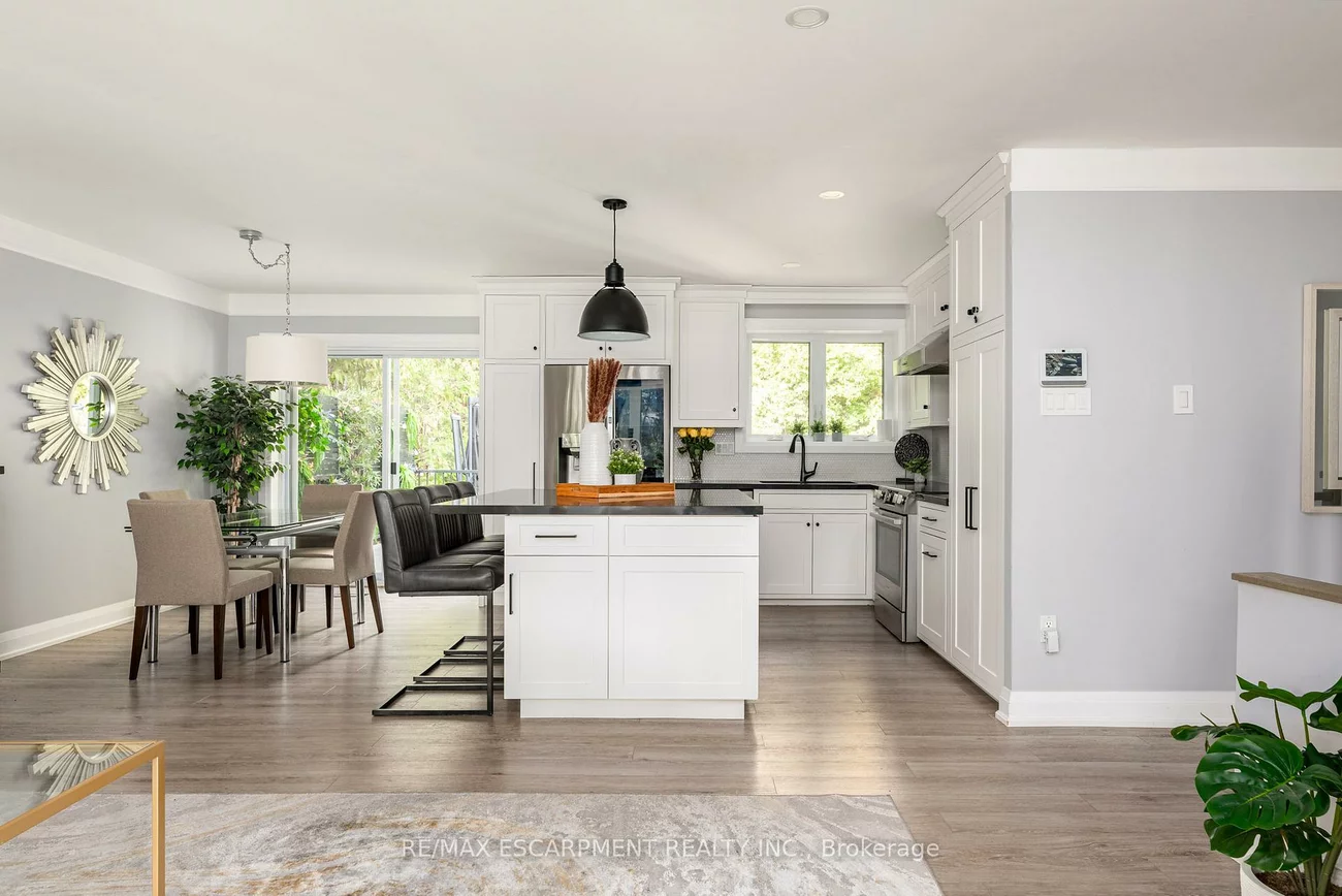 1220, LAMBETH, 1005 - FA Falgarwood, Oakville