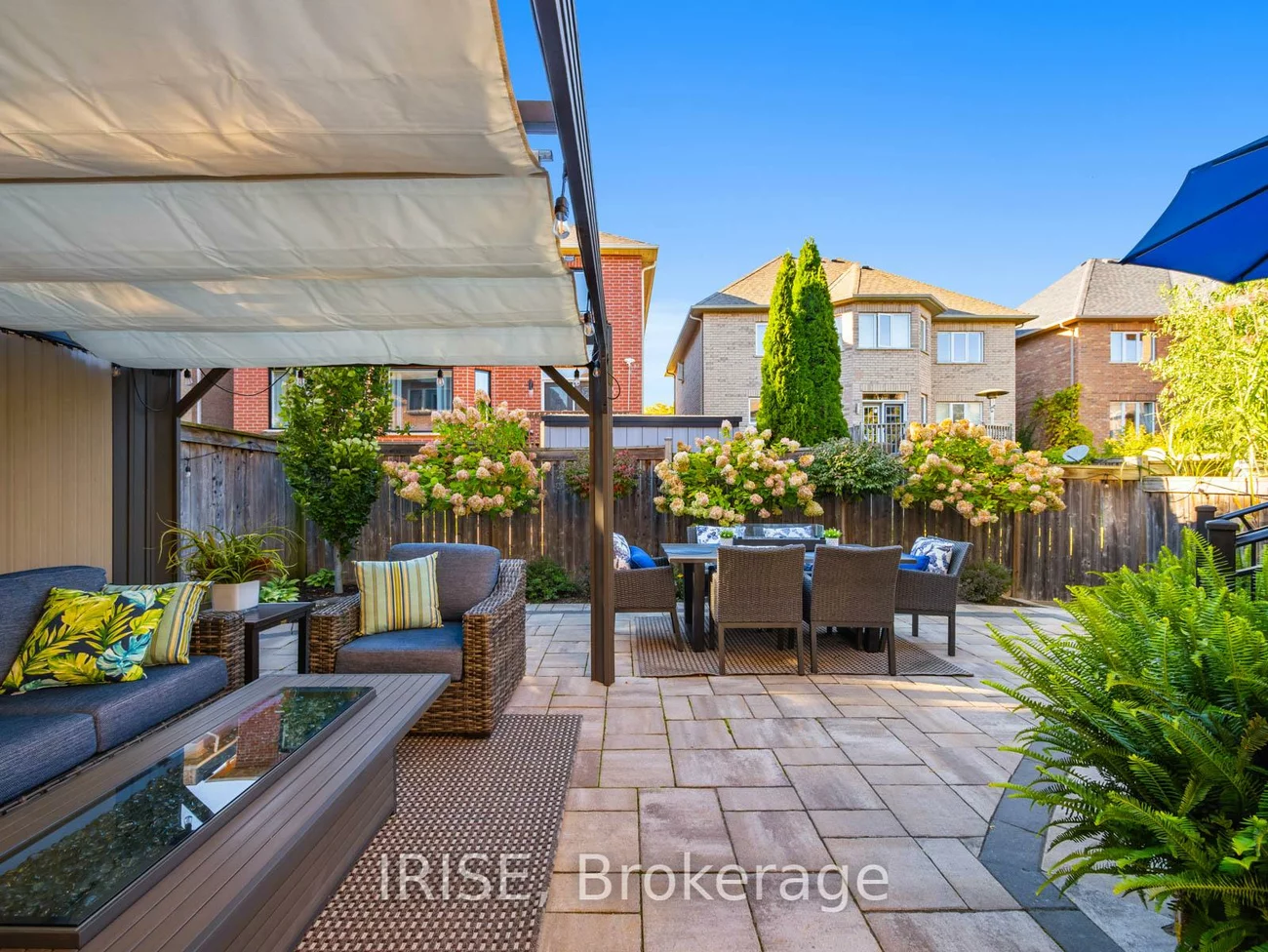 3367, Whilabout, 1001 - BR Bronte, Oakville