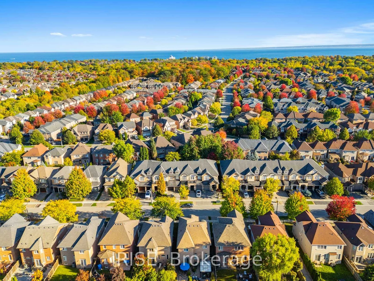 3367, Whilabout, 1001 - BR Bronte, Oakville