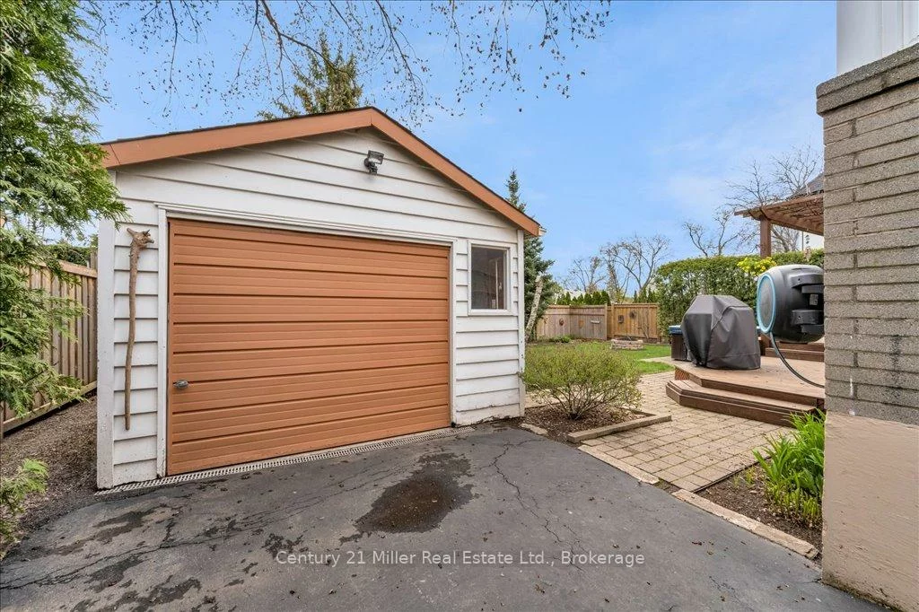 1504, Bridge, 1020 - WO West, Oakville
